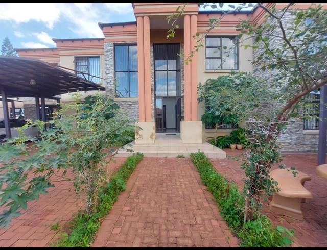 3 BEDROOM PROPERTY TO RENT IN LAUDIUM